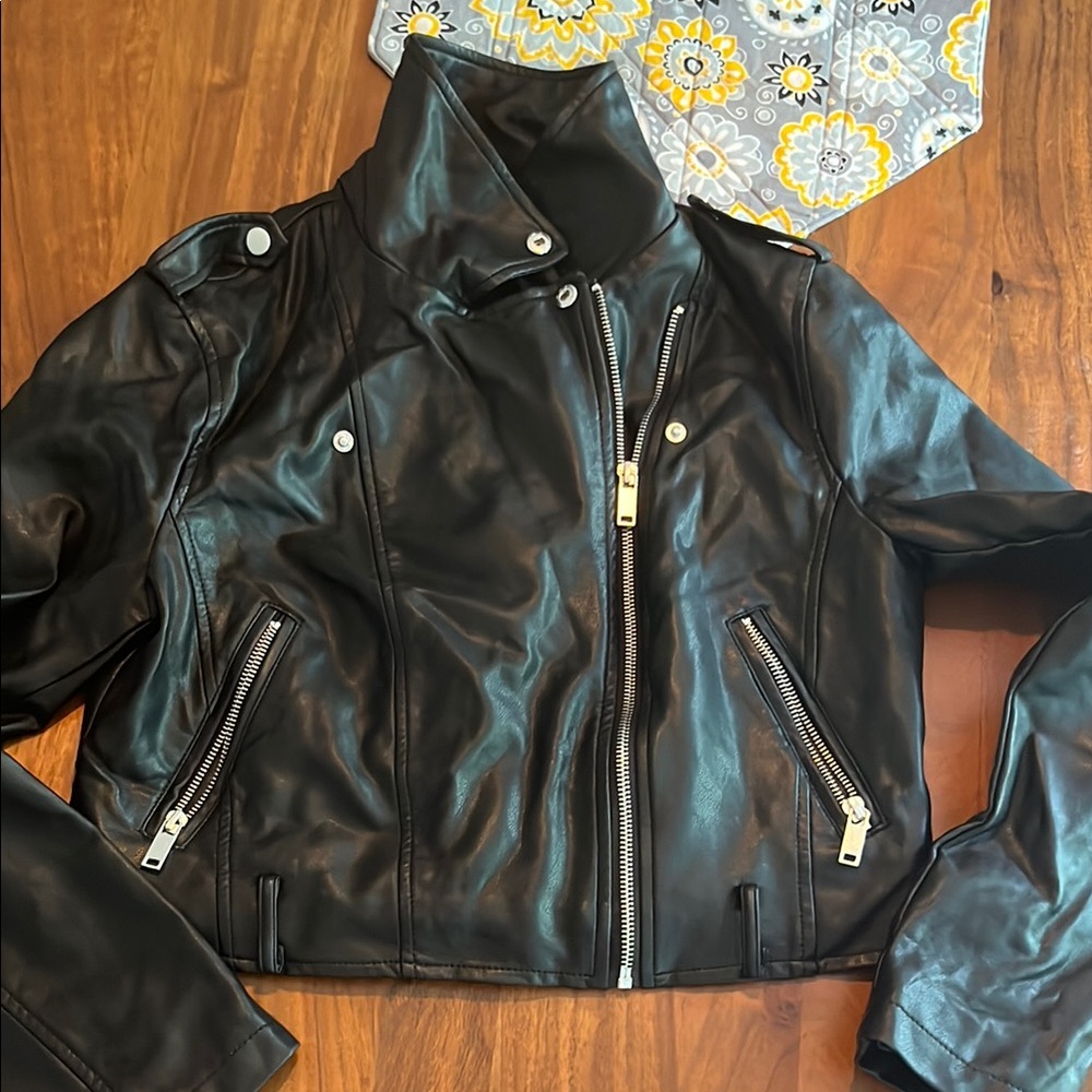 Forever 21 Black Faux Leather Women's Jacket